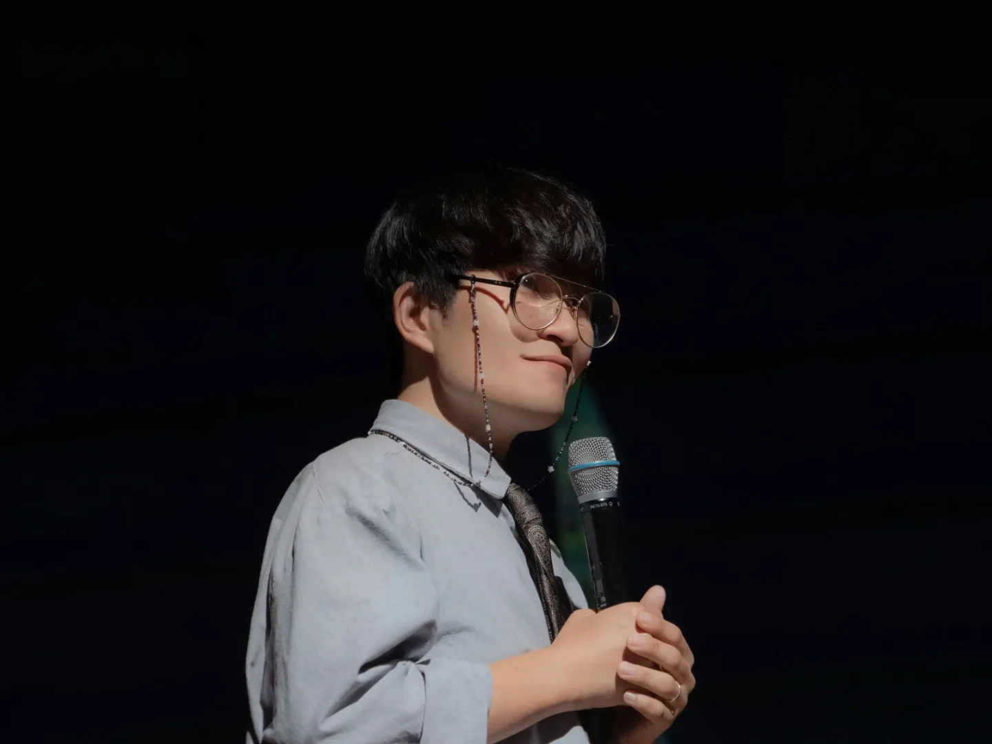 우주먼지(지웅배) 사진 1