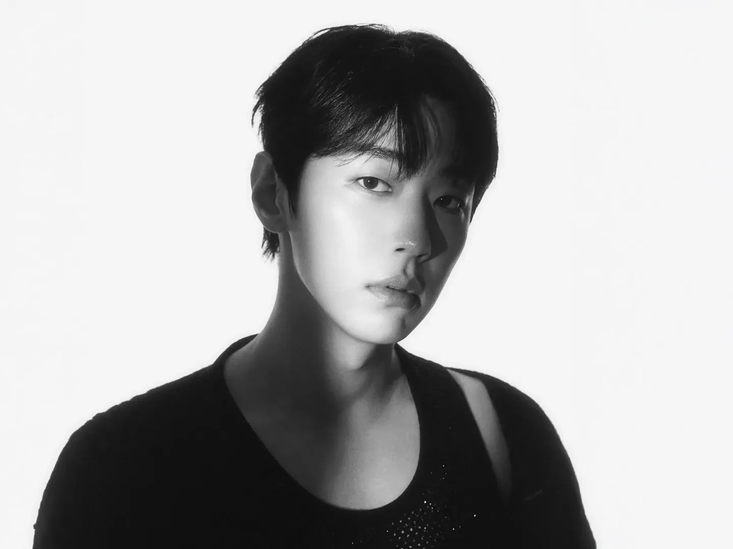 그레이 (GRAY) 写真 1