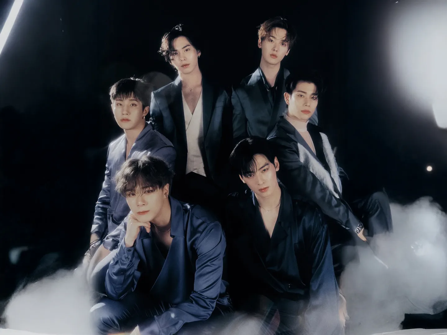 아스트로 (ASTRO) 写真 1