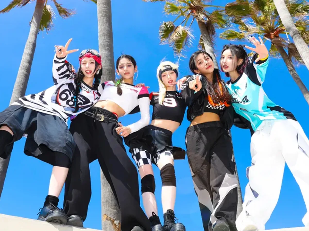 엑신 (X:IN) 写真 1
