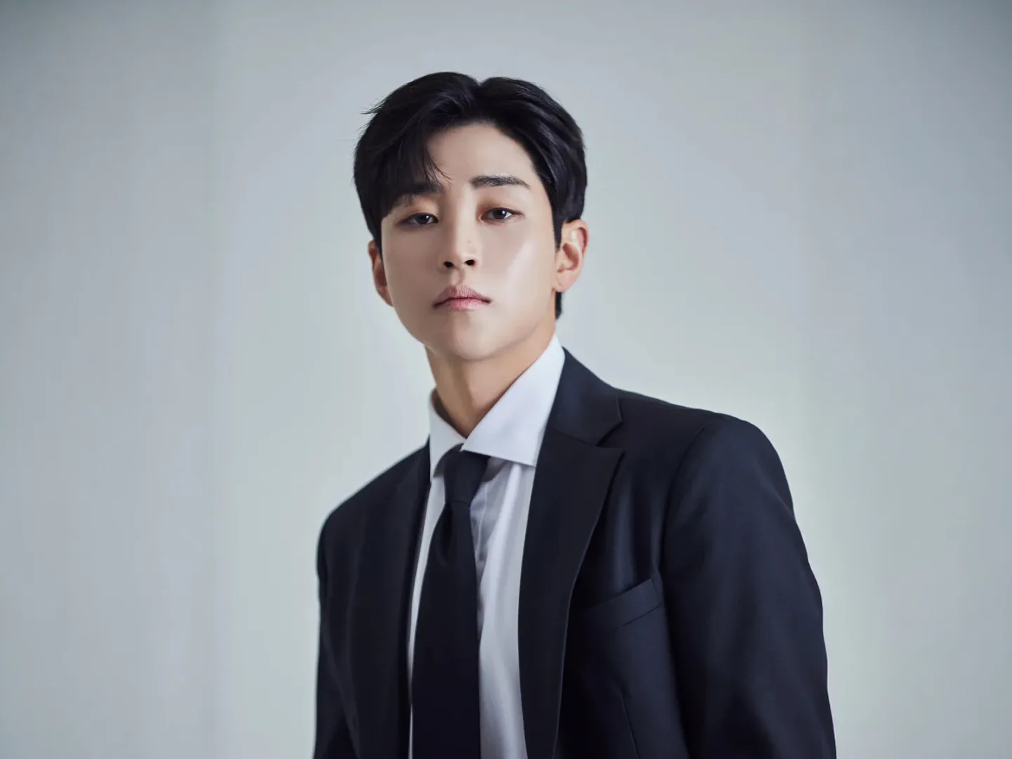 딘딘 (DINDIN) 写真 1
