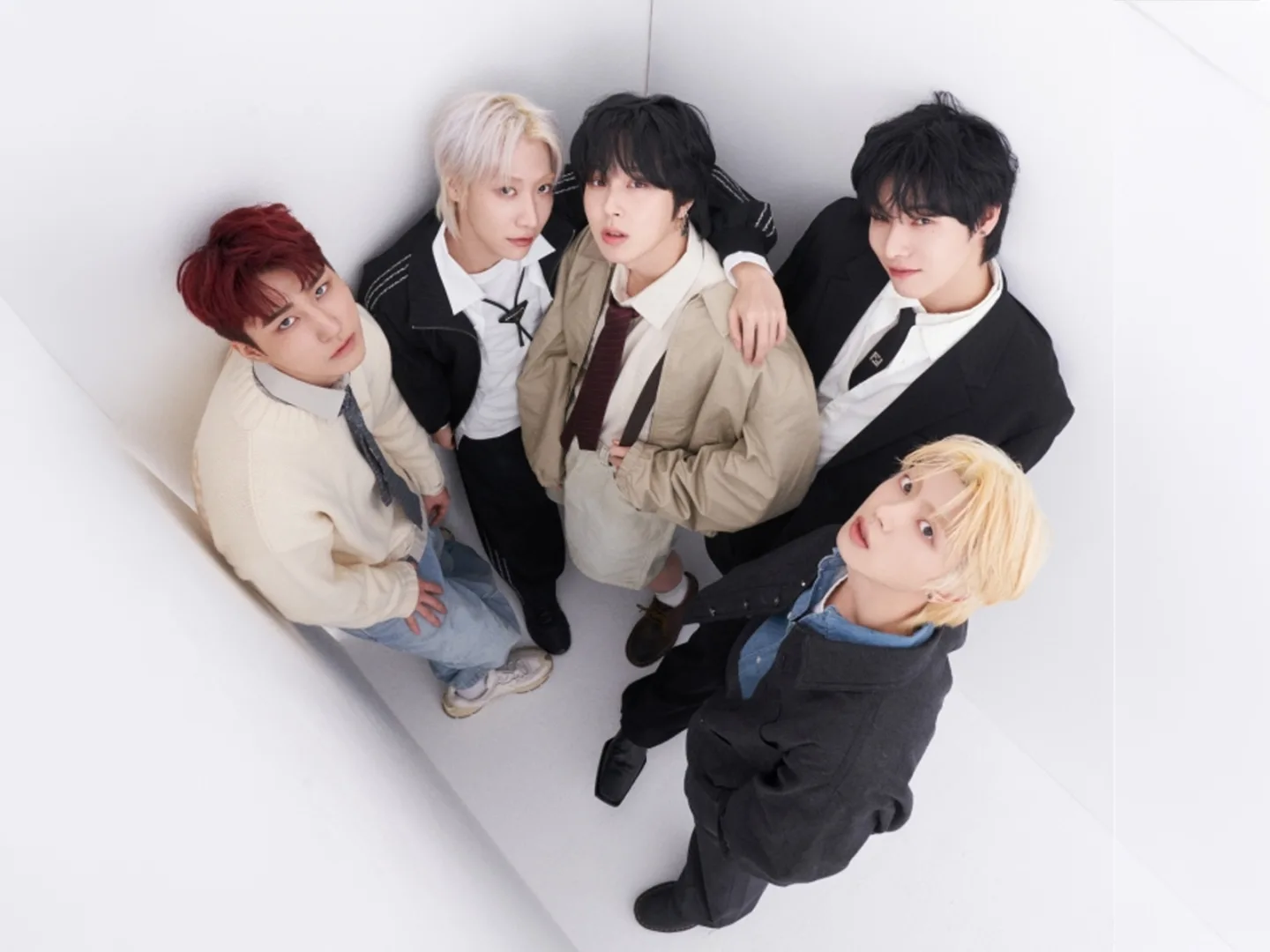 원위 (ONEWE) 写真 1